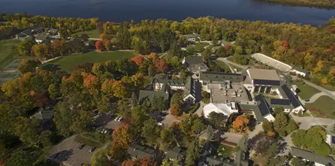 Lakefield College School 校园照片 4