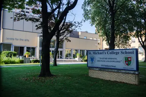 St. Michael's College School 校园照片 4